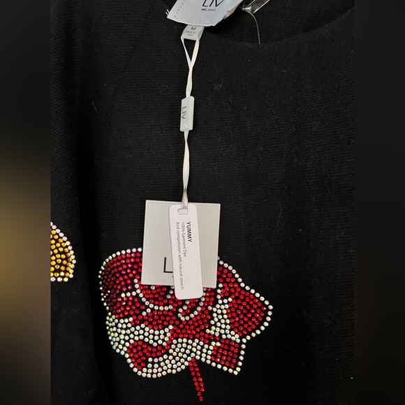 LIV Milano embellished with rhinestone black bat sleeves sweater size M - Picture 5 of 8